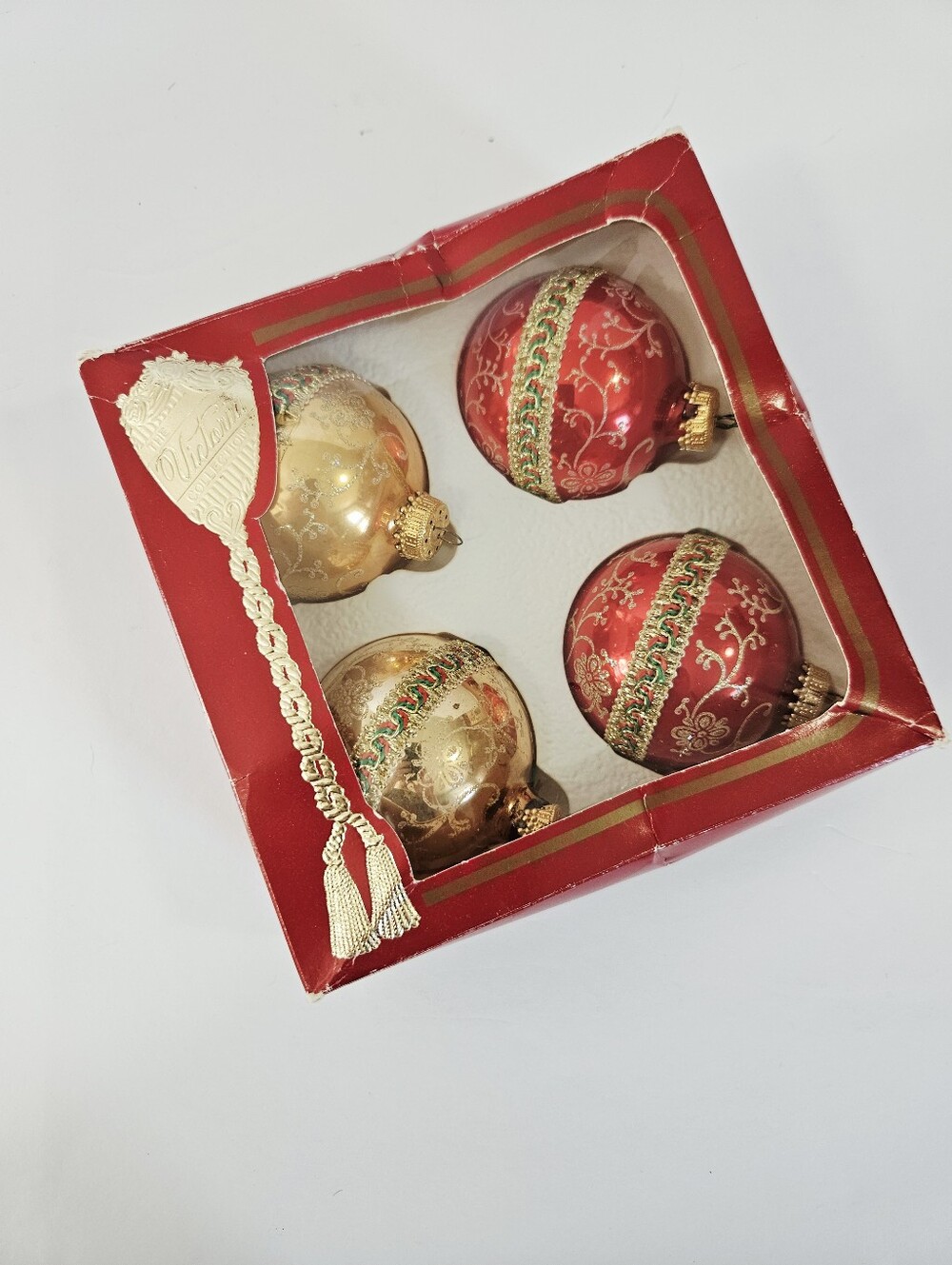 Vintage Rauch Victoria Collection Glass Red Gold Christmas Bauble Ornaments Set